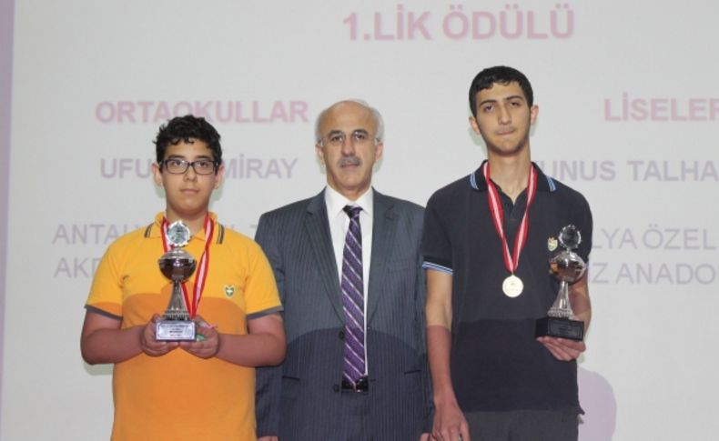 Zeka yarışmasında Toros madalyaları topladı