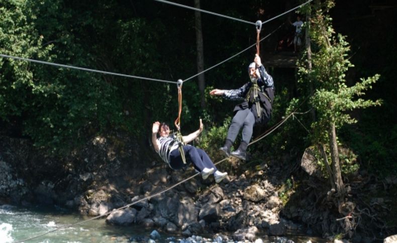 Zipline, Rize’de büyük ilgi görüyor