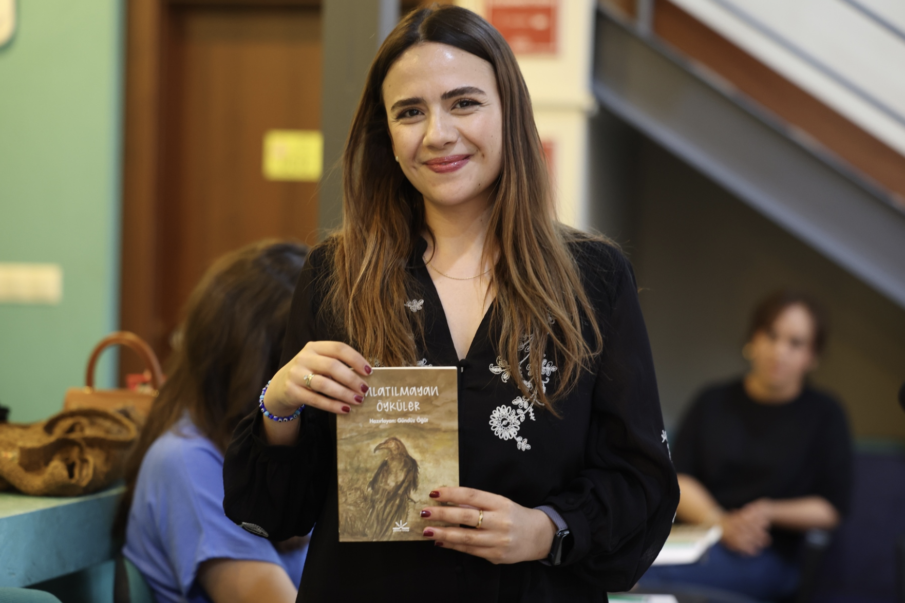 Büyükşehir'in yazarlık atölyesi anlatılmayan öyküler kitabıyla ilk meyvesini verdi